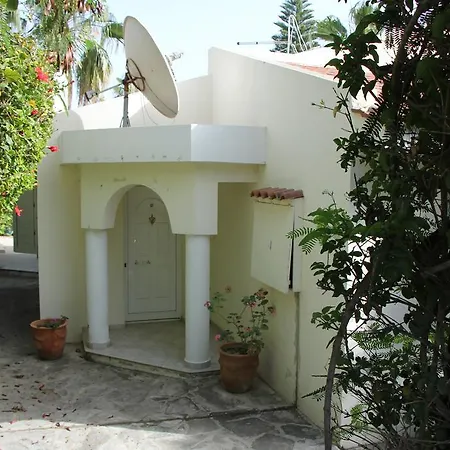 Demetra Bungalow Vilă Peyia